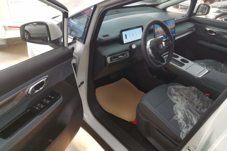 Used AION Y 2025 Plus 510 Smart Edition
