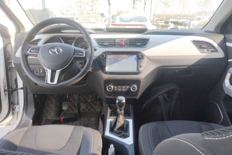 Used  Refine S2 2015 1.5L Manual Luxury Model
