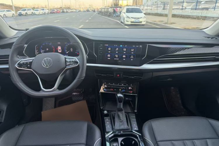 Used Volkswagen Passat 2024 380TSI Starry Dragon Edition