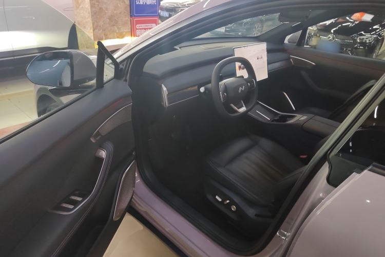 Used ONVO L60 2024 60 kWh All-Wheel Drive
