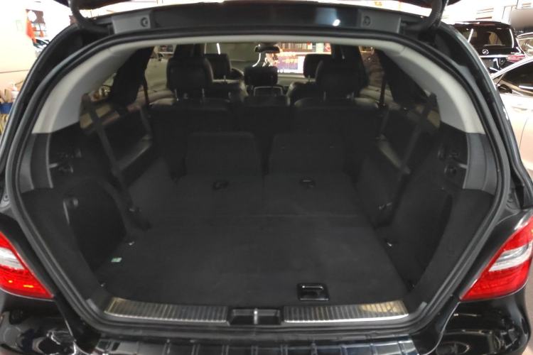 Used Mercedes-Benz R-Class 2017 R 320 4MATIC Business Edition Prestige Model