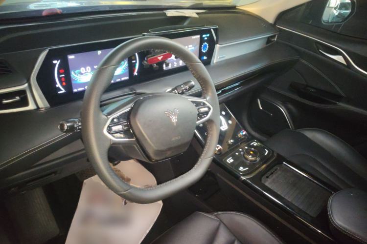 Used NETA U 2022 Zhi 400 Lithium-Nickel-Manganese-Cobalt Energy System
