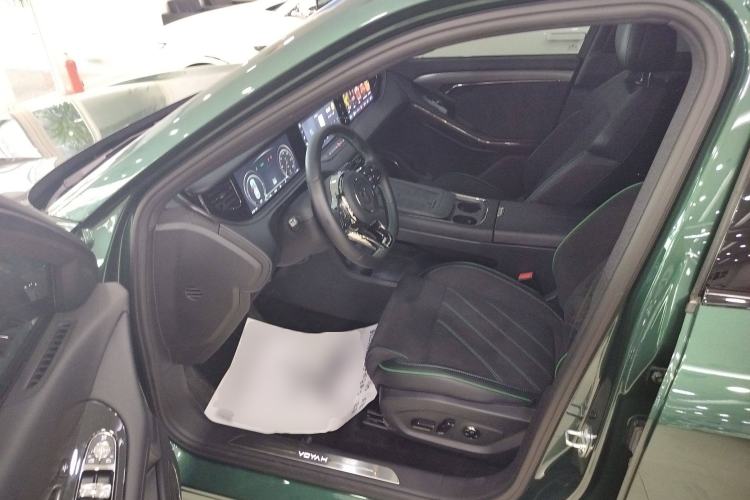 Used VOYAH FREE 2025 318 318 km Rear-Drive Touring Edition
