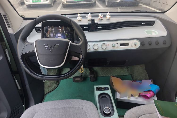 Used Wuling Hongguang MINIEV 2022 Macaron Premium Model – Lithium Ternary Battery