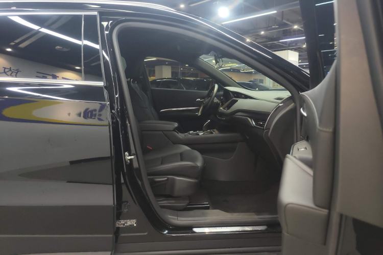 Used Cadillac XT4 2022 28T Two-Wheel Drive Fashion Edition
