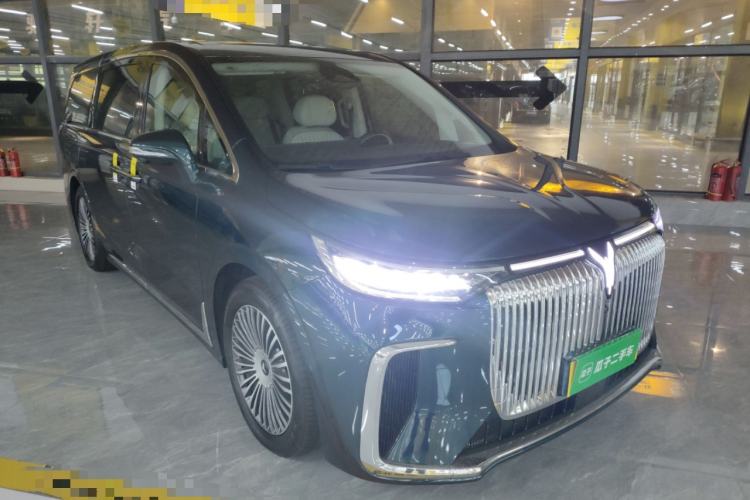 Used VOYAH Dream 2025 PHEV Four-Wheel-Drive Flagship Kunpeng Edition
