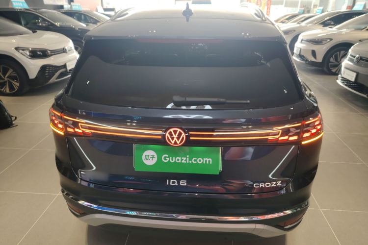 Used Volkswagen ID.6 CROZZ 2022 Long-Range PRO Edition
