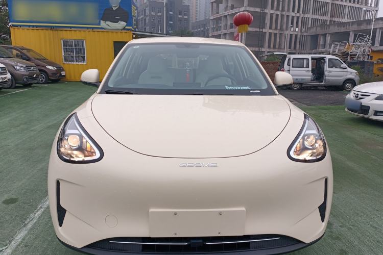 Used  Geome 2025 410 km Free Version
