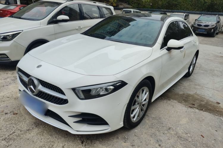 Used Mercedes-Benz A-Class 2022 Restyled A 200 L Sport Sedan Fashion Version
