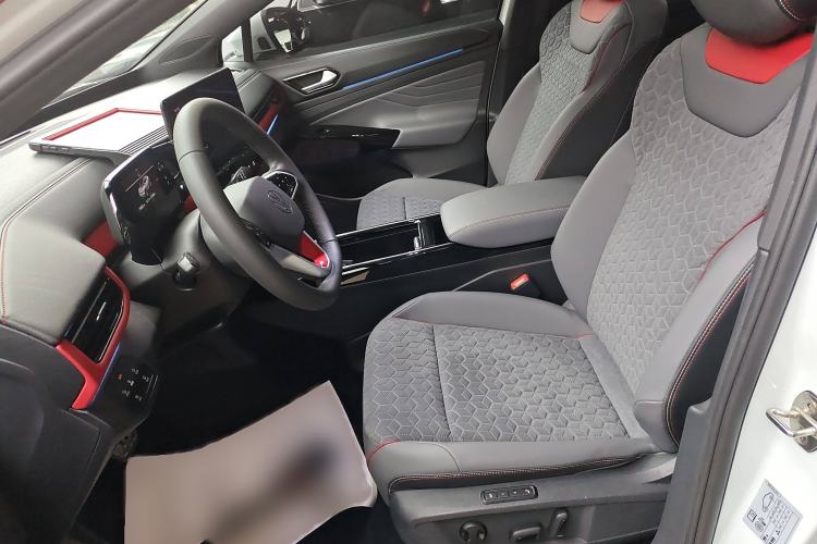 Used Volkswagen ID.4 X 2021 Pro Smart Long-Range Edition
