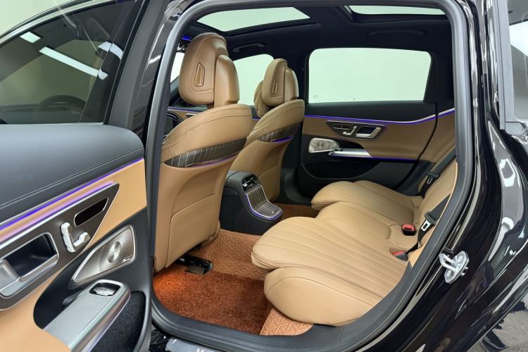 Used Mercedes-Benz E-Class 2025 Facelift E 300 L Luxury Edition