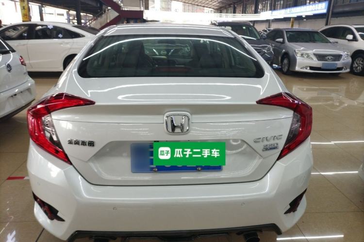 Used Honda Civic 2016 220TURBO CVT Luxury Edition
