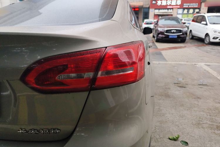 Used Ford Focus 2017 Sedan 1.6L Automatic Comfort Plus SmartDrive Edition
