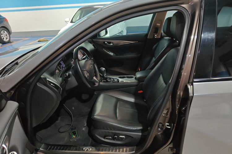 Used Infiniti Q50L 2015 2.0T Enjoyment Edition
