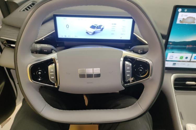 Used  L6 2025 EM-i 140km Explorer+ Edition
