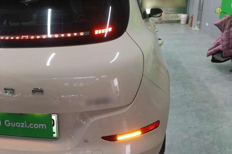 Used ORA Good Cat 2022 Morandi Edition 400km Standard Range Premium Version Lithium-Ion Battery