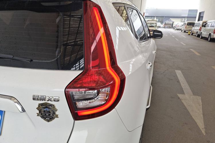 Used Geely Auto Vision X6 2018 1.4T CVT 4G Connected Flagship Edition