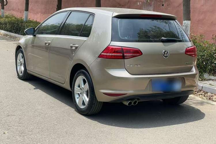 Used Volkswagen Golf 2015 1.4TSI Automatic Comfort Model
