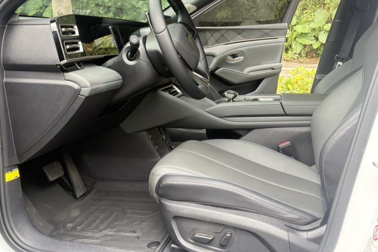 Used BYD Qin L 2024 DM-i 80KM Beyond Model
