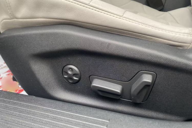 Used Citroen C5 X 2024 1.6T Traveler Extraordinary
