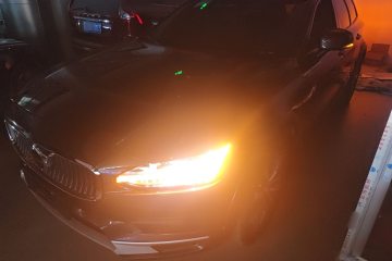 Used Volvo V90 2024 Cross Country B5 AWD Smart Range Edition