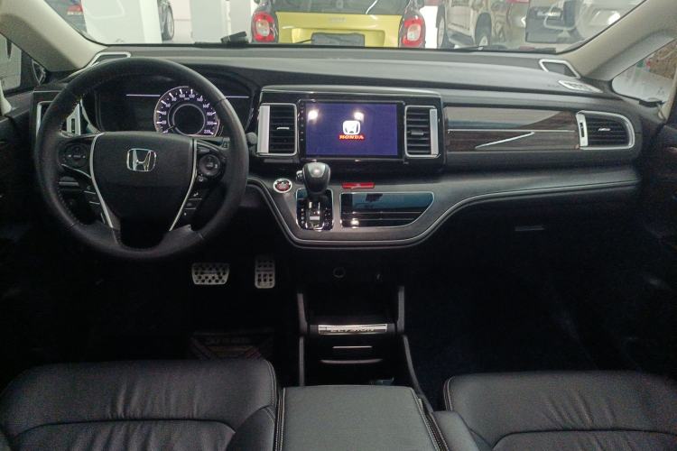 Used Honda Elysion 2016 2.4L Supreme Edition
