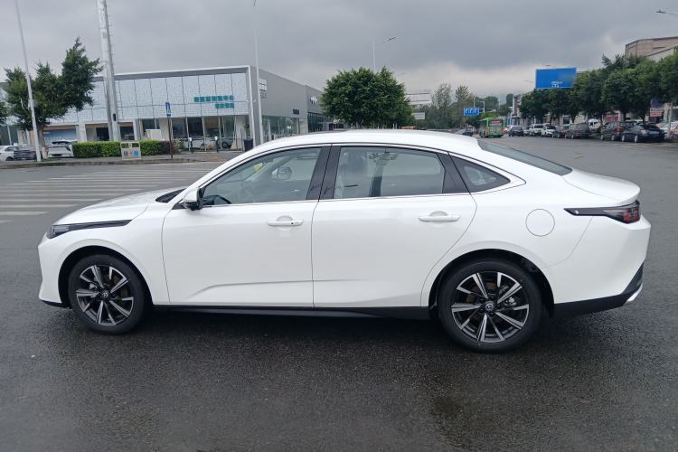 Used Changan Eado 2025 Blue Whale 1.5T 500Bar Prestige Model
