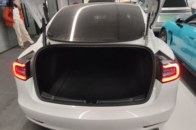 Used Tesla Model 3 2022 Rear-Wheel-Drive Version
