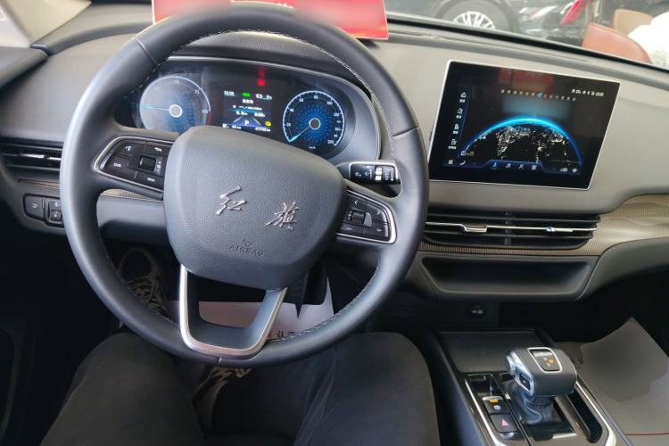 Used Hongqi E-QM5 2022 431 km Charge & Enjoy Edition
