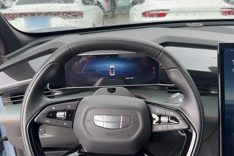 Used Geely Auto Emgrand X7 Sport 2024 1.5TD Prestige Edition
