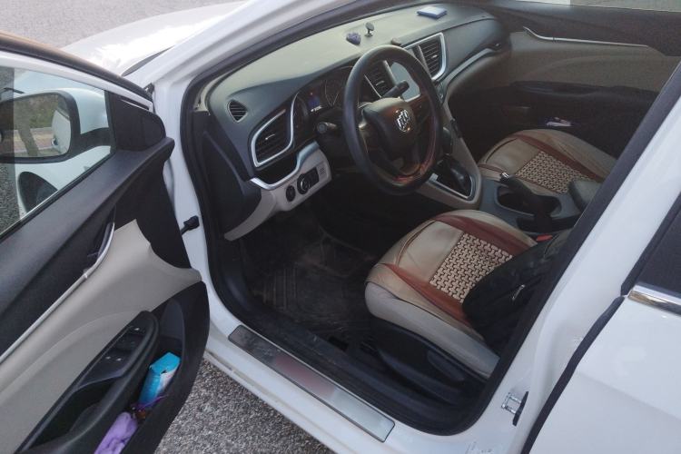 Used Buick GT 2017 15N Automatic Entry-Level Trim
