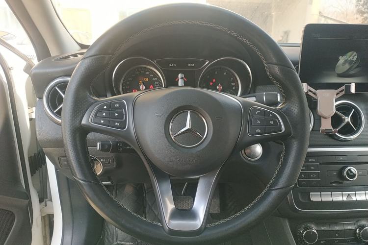 Used Mercedes-Benz GLA 2017 GLA 200 Sport Edition
