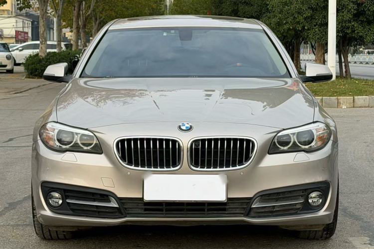 Used BMW 5 Series 2017 525Li Leading Model
