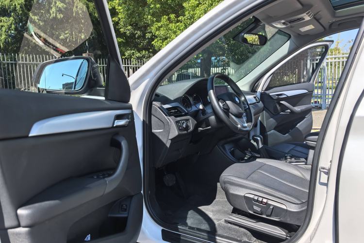 Used BMW X1 2019 sDrive20Li Leading Model
