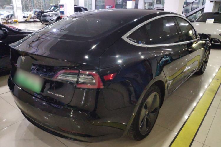 Used Tesla Model 3 2019 Long-Range All-Wheel-Drive Version
