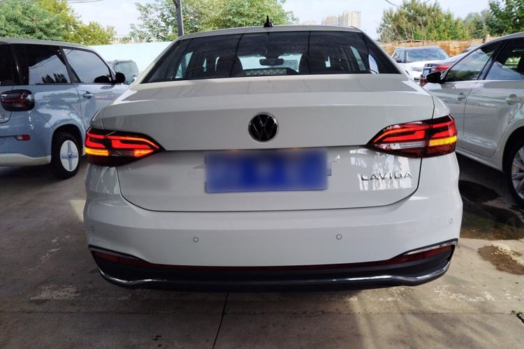 Used Volkswagen Lavida 2024 1.5L Automatic 5 Million Edition
