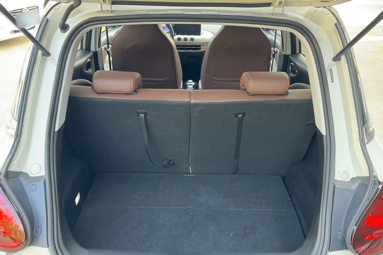 Used Wuling Bingo 2023 333 km Lingxi Connected+ Version
