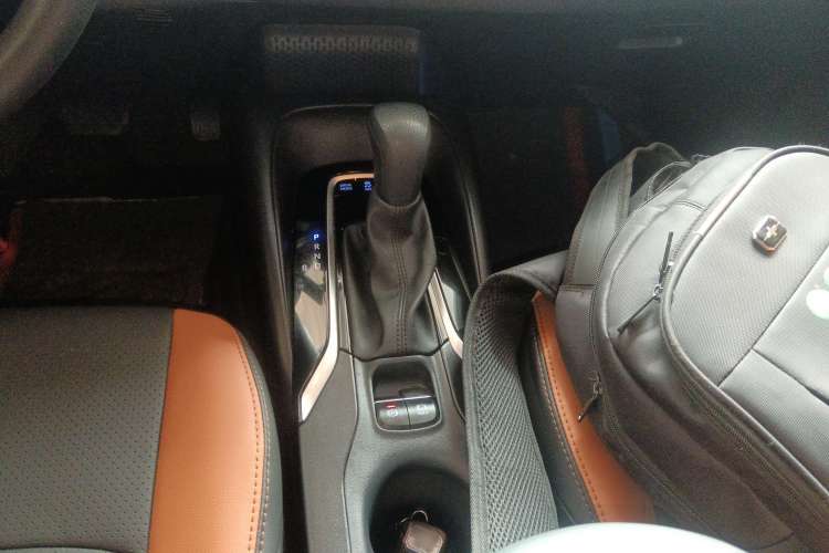 Used Toyota Levin 2022 Dual-Motor 1.8H E-CVT Leading Edition
