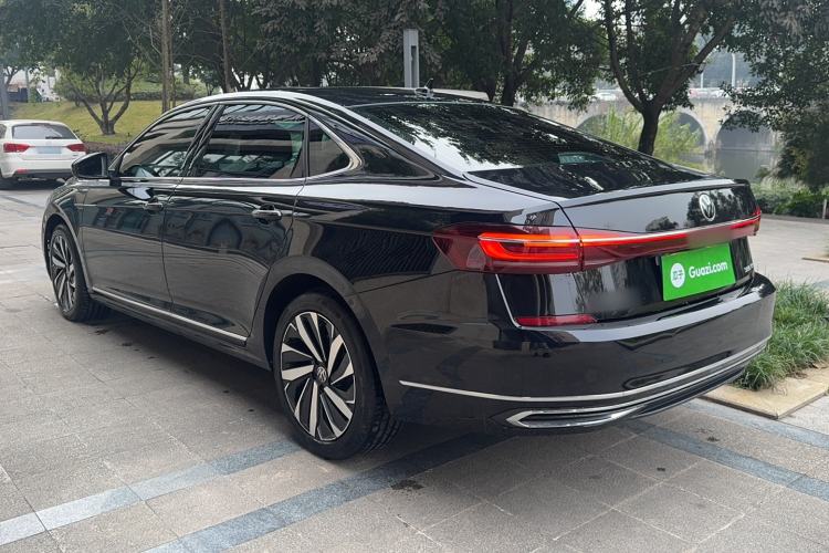 Used Volkswagen Passat 2024 330TSI Elite Edition
