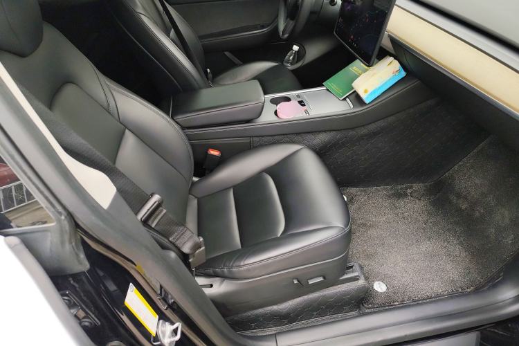 Used Tesla Model Y 2021 Standard Range Rear-Wheel Drive Version
