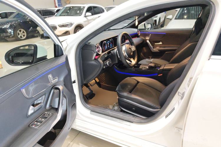 Used Mercedes-Benz A-Class 2020 Restyled A 200 L Sport Sedan Fashion Version
