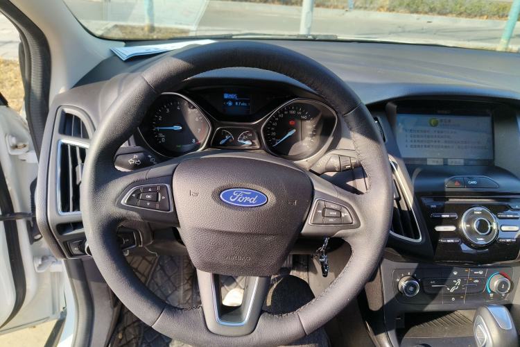 Used Ford Focus 2018 Hatchback Classic 1.6L Automatic Trendy SmartDrive Edition