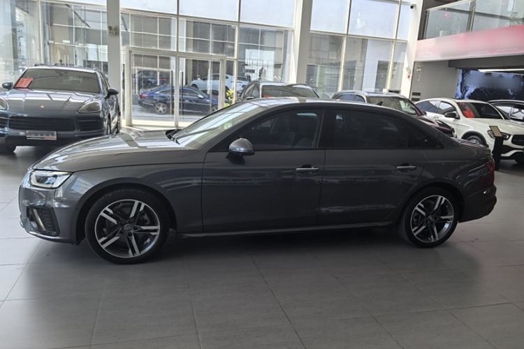 Used Audi A4L 2020 40 TFSI Luxury Dynamic Model
