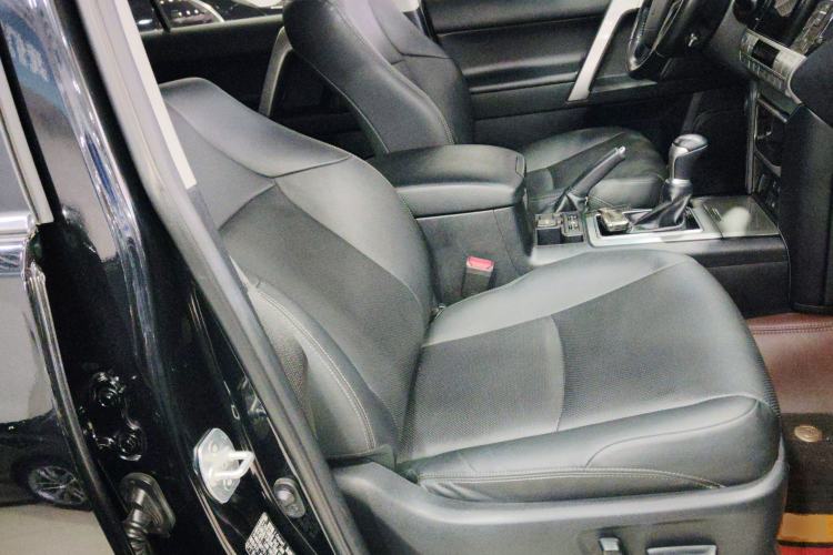 Used Toyota Prado 2019 4.0L TX-L Middle East
