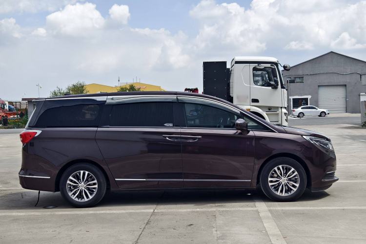 Used Buick GL8 2018 ES 28T Flagship Model China VI Standard
