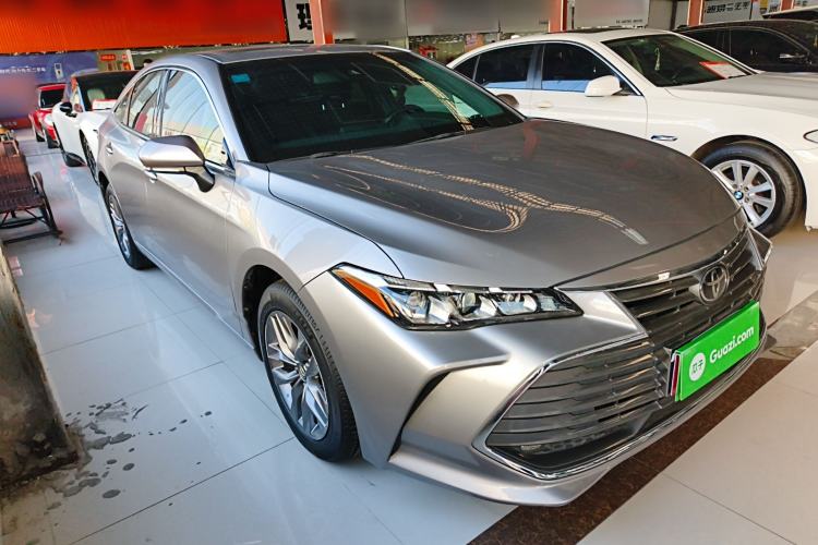 Used Toyota Avalon 2019 2.0L Ambition Edition China VI
