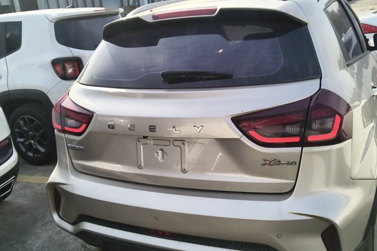 Used Geely Auto Vision X3 2021 PRO 1.5L CVT Deluxe Model
