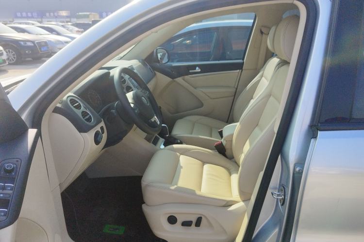 Used Volkswagen Tiguan L 2015 1.8TSI Automatic Two-Wheel Drive Comfort Edition
