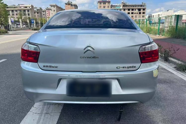 Used Citroen Elysee 2015 Zhishang Edition 1.6L Manual Fashion Model
