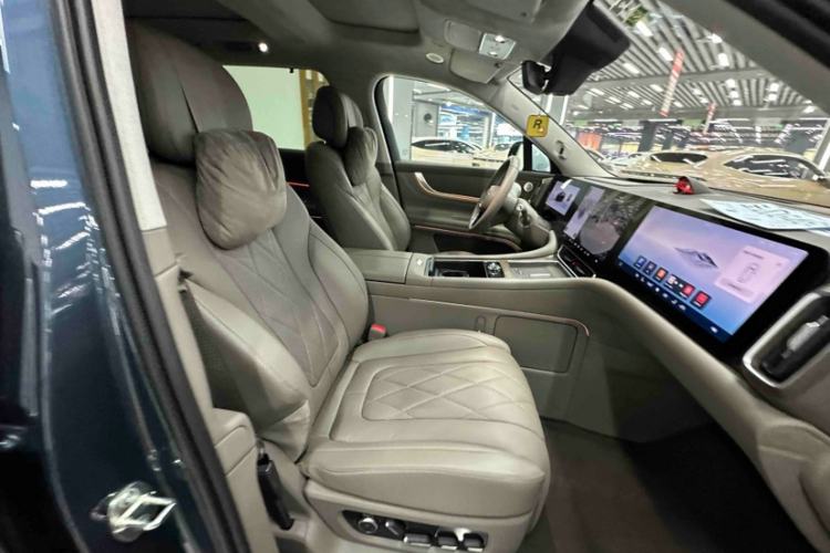 Used Hima AITO M9 2024 Range-Extended Ultra Version 52 kWh 5-Seater Model
